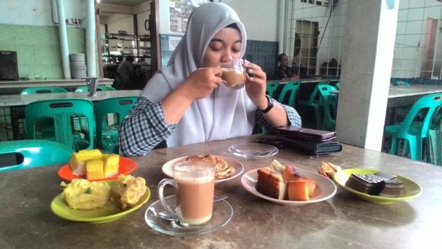 coffee - aini aziz (4).jpg