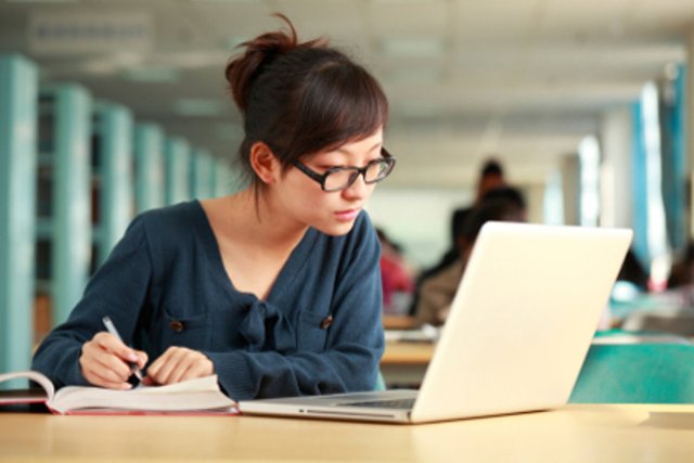 students-studying-online.jpg