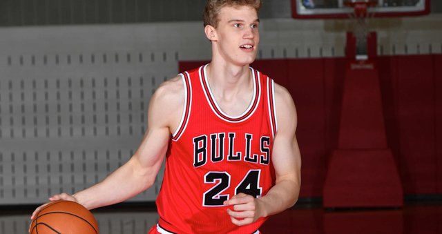 bulls-sign-markkanen.jpg