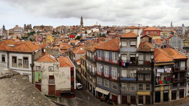 portugal_porto_old_town_104668_3840x2160.jpg