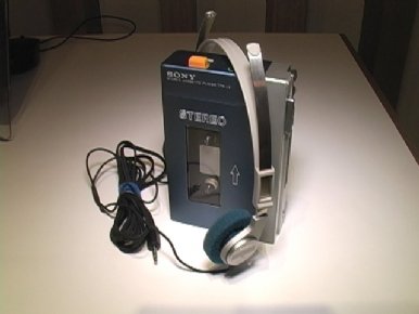 141475-0701-sony-walkman-03_386.jpg