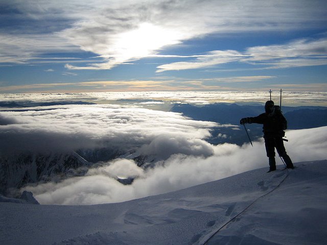 800px-Mont_Blanc_2005_118.jpg