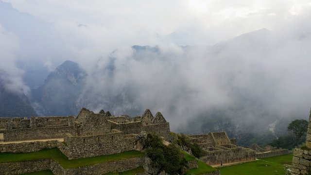 machu-clouds.jpg