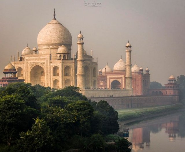 taj 3.jpg