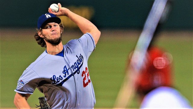 clayton-kershaw-011514-ap-ftrjpg_13ty00jay2h1p15fesamz2uvpt.jpg