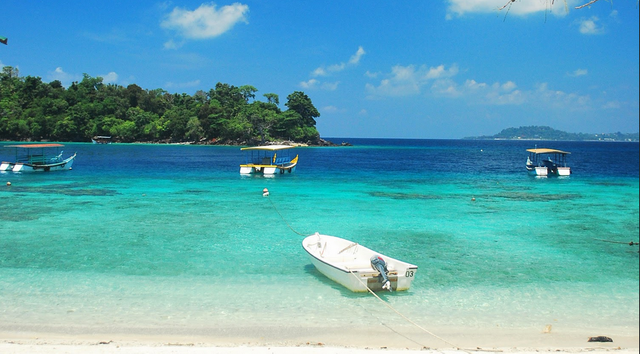 Pantai Iboih Sabang.png