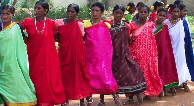 800px-Araku_Tribal_Dancers.jpg