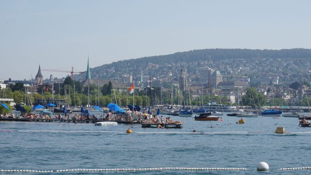 City Tour20 - Lake Zurich.JPG