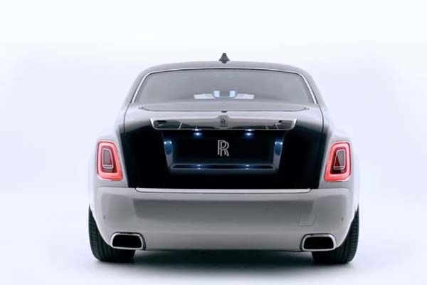 rollsroyce2.jpg