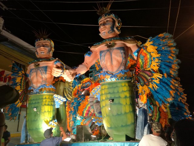 carnavales-panama-dio-lafaux (1).jpg