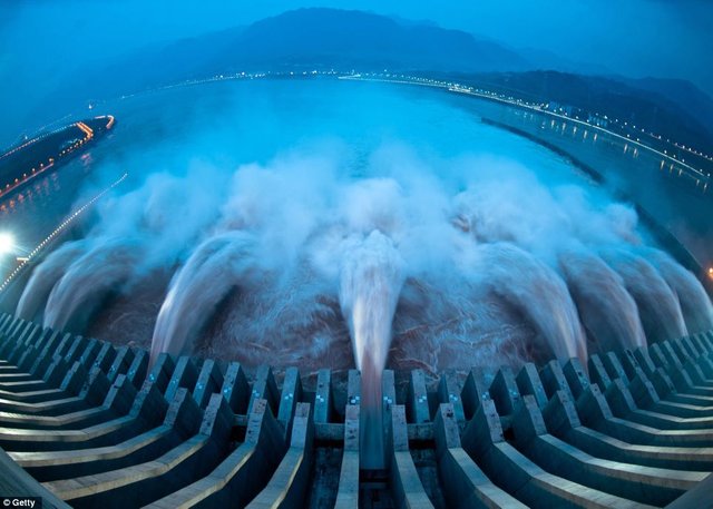 3 gorges dam.jpg