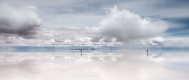 salar-de-uyuni-salt-flat-mirror-4.jpg