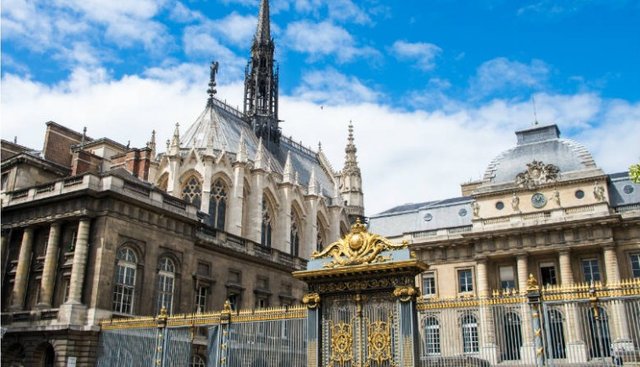 ndsc-04-sainte-chapelle-paris.jpg