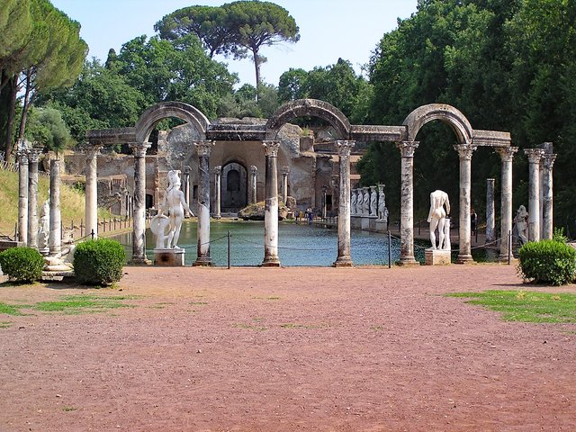 villa-adriana-2323004_1280.jpg