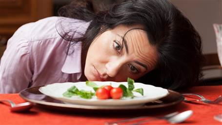 woman-salad-sad-diet-stock-today-161110-tease_ac118f3d7b7d235b6f0587fb61c23039.today-front-large.jpg