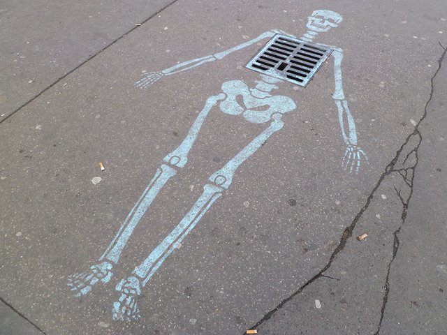 Skeleton-street-art-2.jpg