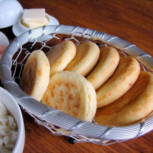 img_como_hacer_arepas_venezolanas_28134_600.jpg