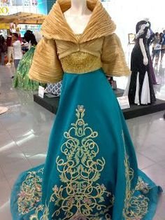 3145b655dde663ce6458423363d063c7--fashion-moda-traditional-dresses.jpg