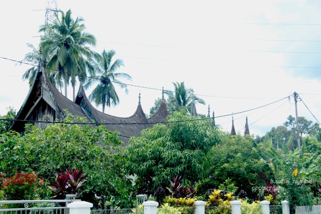 Rumah Gadang.jpg