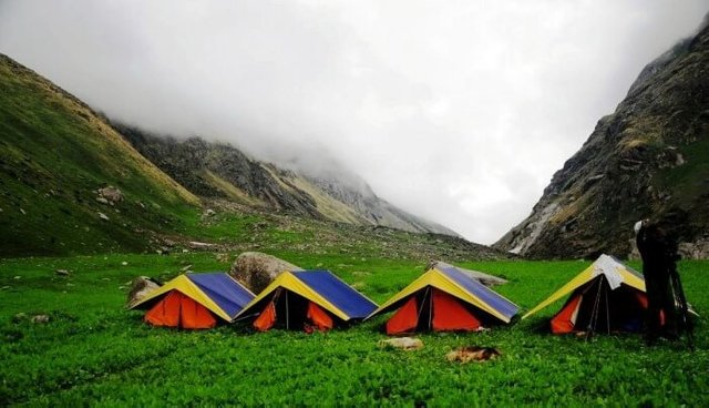 Camping-in-Kasol-Himachal-Pradesh.jpg