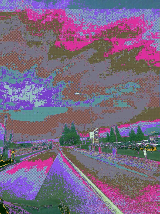 20170720102923_glitch.jpg