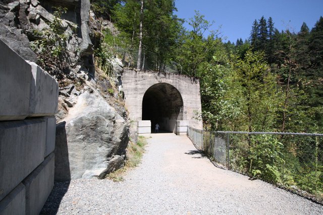 Tunnel Entrance 2.jpg