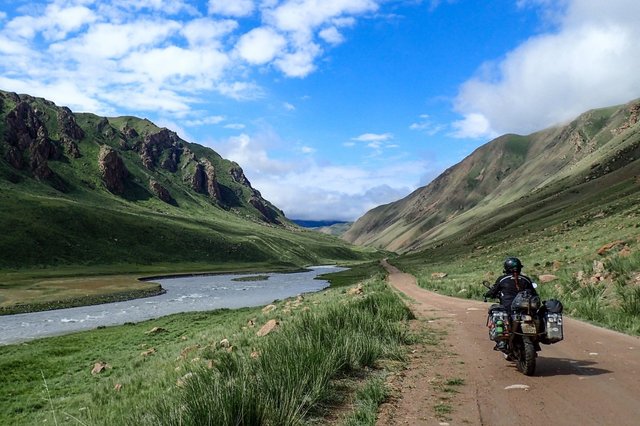 Kyrgyzstan is heaven for offroad and camping lovers_1.jpg