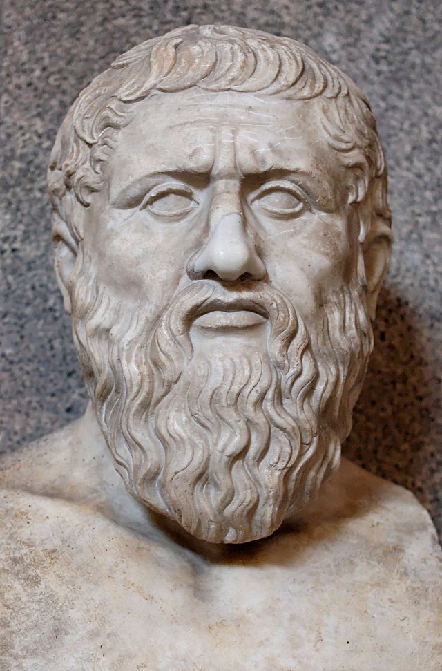 1200px-Plato_Pio-Clemetino_Inv305.jpg