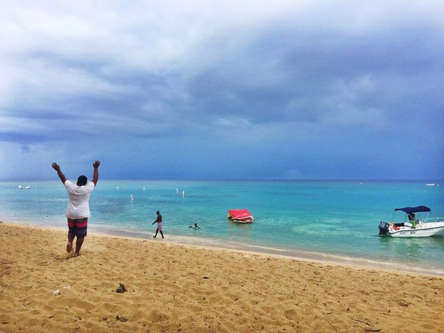 Discovering-Stand-Up-Paddleboarding-Barbados-2-1024x768.jpg