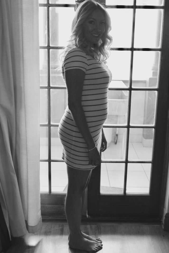 Bailey Schneider 8 weeks pregnant.jpg