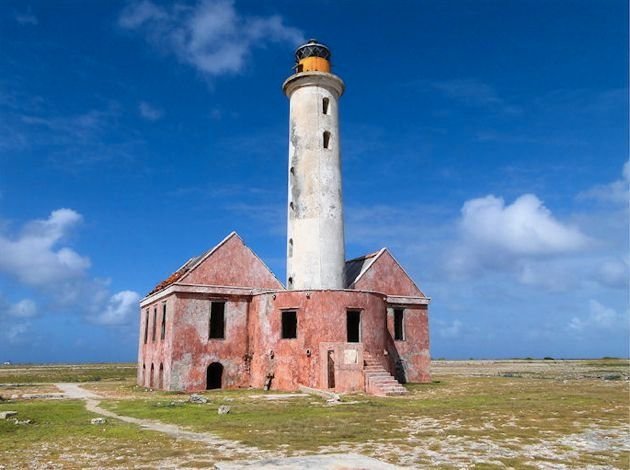 lighthouse klein curacao.jpg