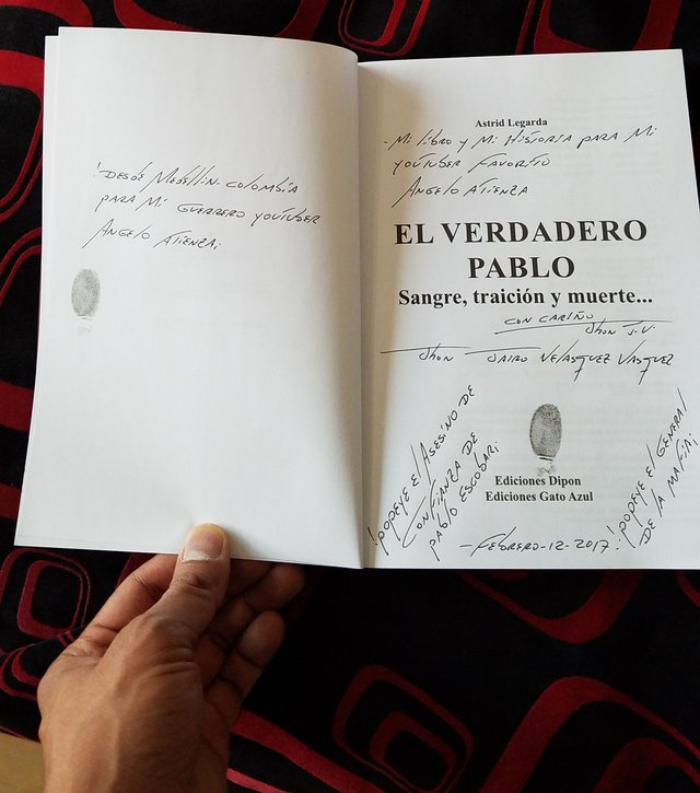 Popeye-Autograph-Book-Signing.jpg