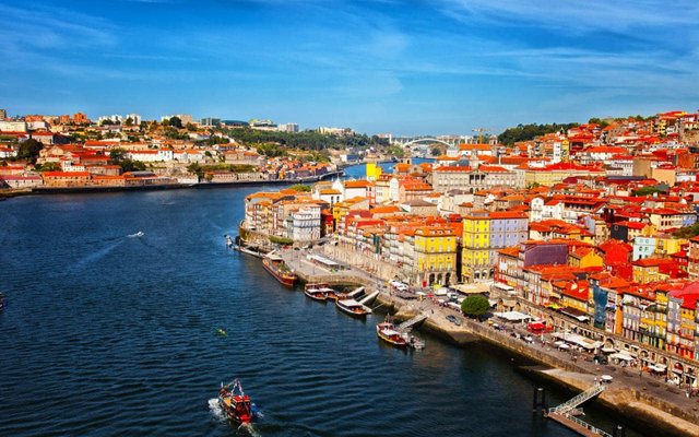 Porto-travel-AP87497927-xlarge.jpg