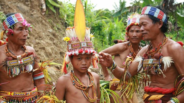 098389400_1429340399-Pulau-Siberut-Suku-Mentawai.jpg