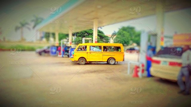 stock-photo-transportation-yellow-bus-lagos-nigeria-lasgidi-bff265e6-2c13-4c57-b15e-c84b780eb4f3.jpg