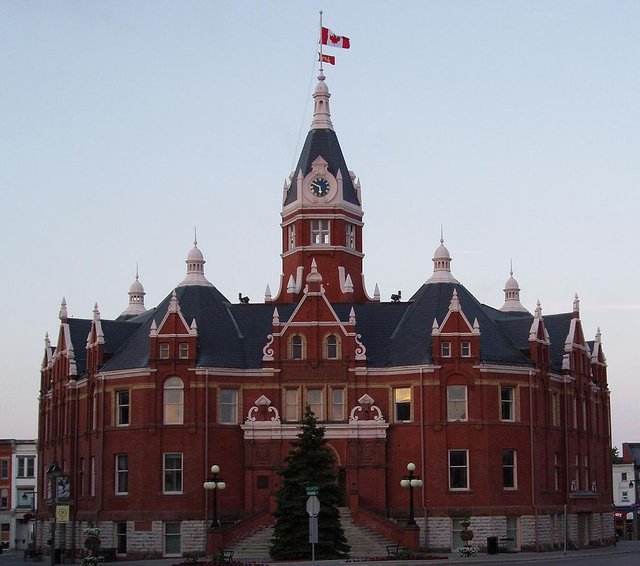 1024px-Stratford_City_Hall.jpg