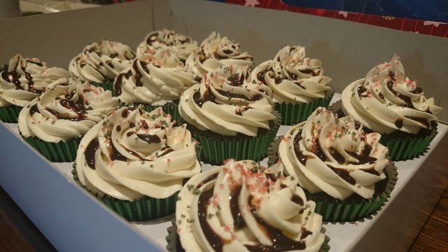 Cupcakes 5.JPG