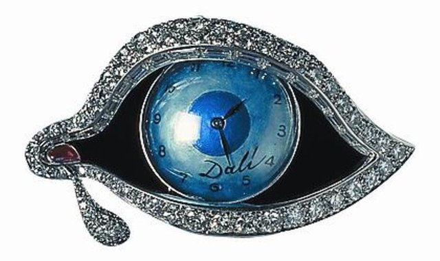 arriba-una-las-joyas-mas-espectaculares-calder-derecha-ojo-del-tiempo-dali-busto-mujer-lalique-1288124626347.jpg