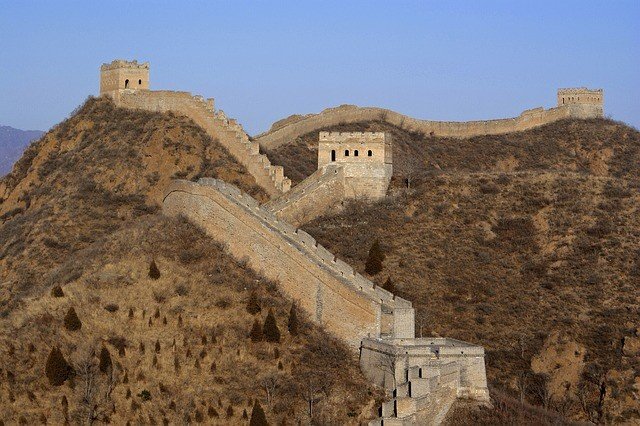 s-great-wall-of-china-2030311_640.jpg