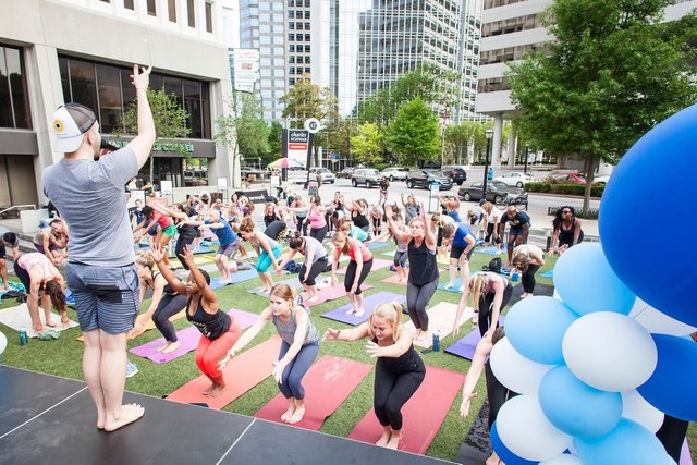 Yoga Day-Steemit-Protrado colony square Atlanta, Georgia.jpg