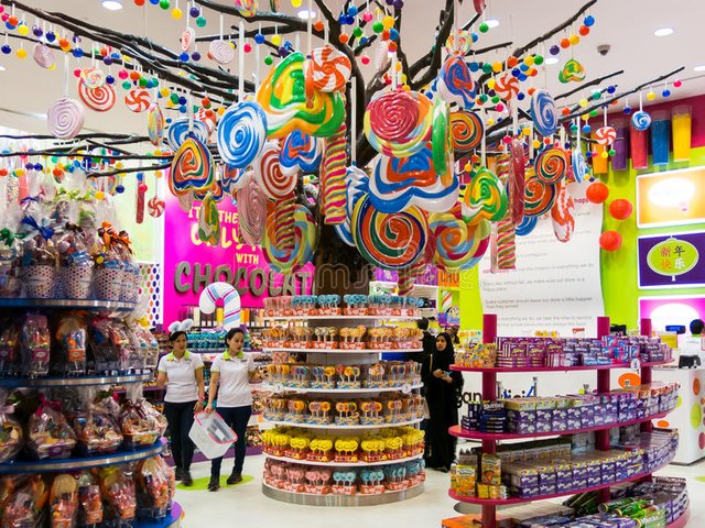 candy-store-dubai-mall-38240850.jpg