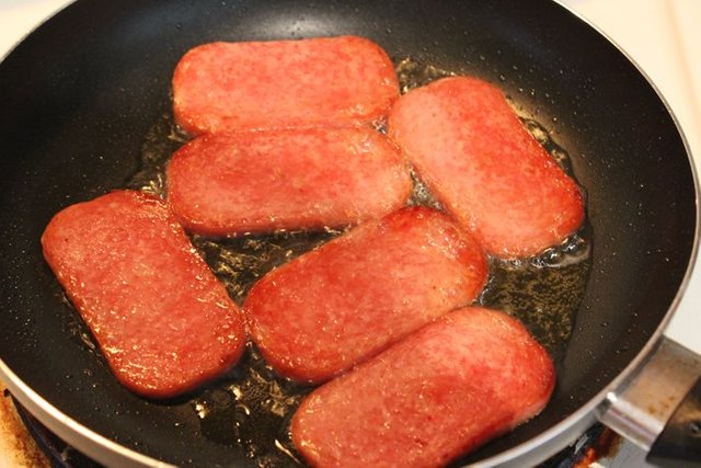 Home Made Teriyaki Spam Musubi Rice Ball Hawaiian Style ハワイの照り焼きスパムおにぎりつくりました Steemit