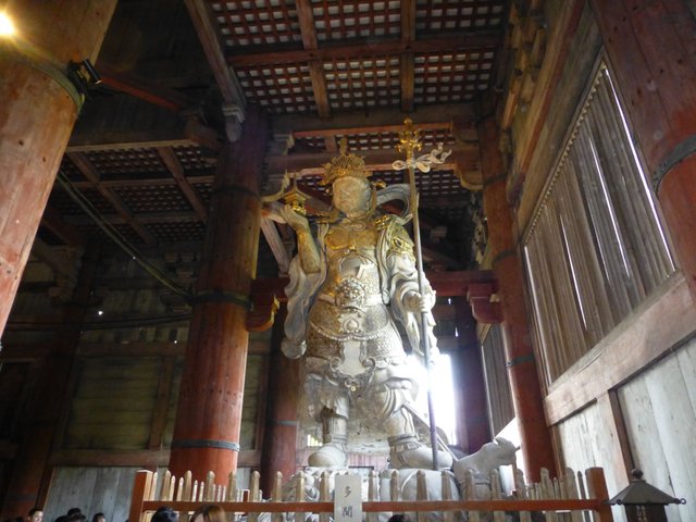 Tempel des großen Buddha (43).JPG