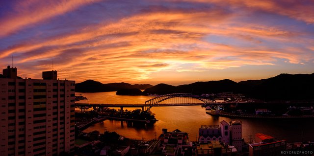 Tongyeong Bridge Sunset-1.jpg