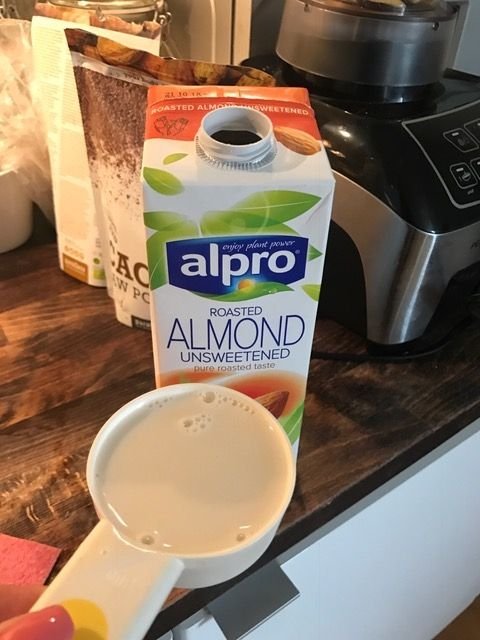 almond milk.jpeg