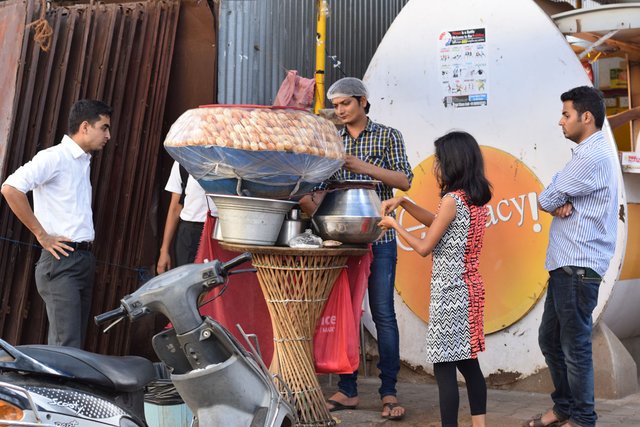 Anil-Kumar-Pani-Puri-Facade-BEL-Road-Bangalore.jpg