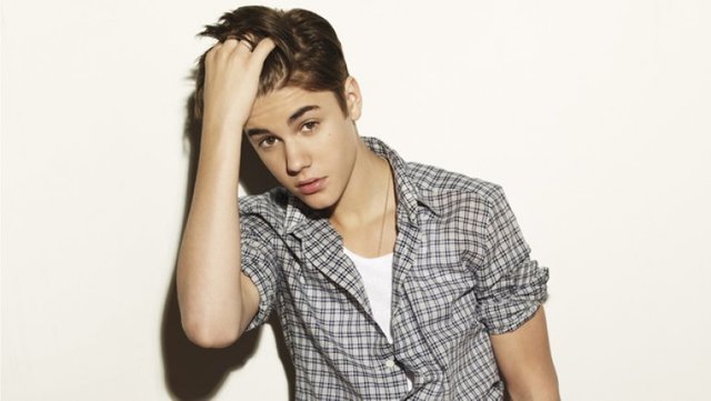 justin-bieber-pr-2012-l.jpg