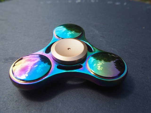 fidget-spinner-2493797.jpg