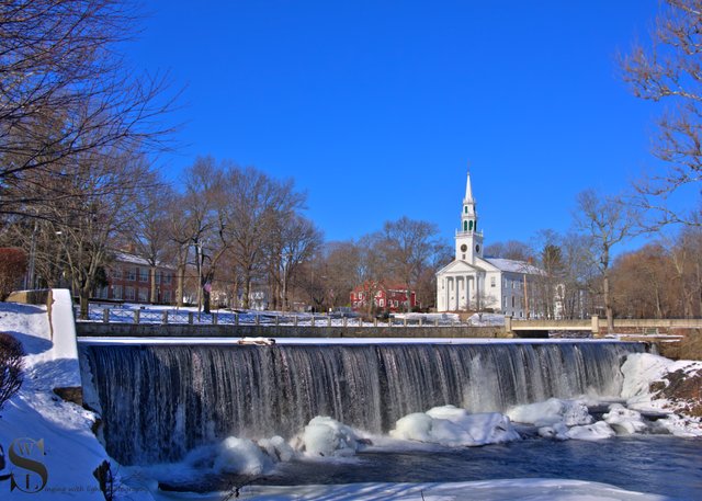 Duck pond falls and church Jan 2015.jpg