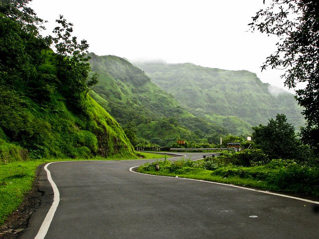 gaganbawda-ghats-kolhapur.jpg